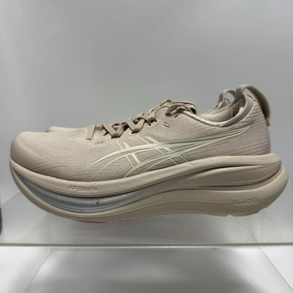 Asics Gel-Nimbus 28 Running Shoe Sneakers Tan Beige 1012B899 Women's Size 8.5